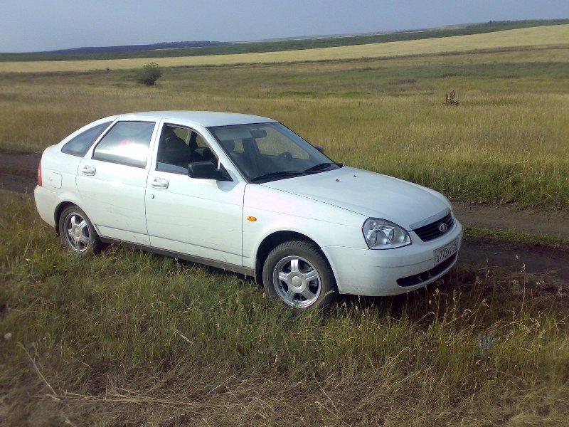 В поле...