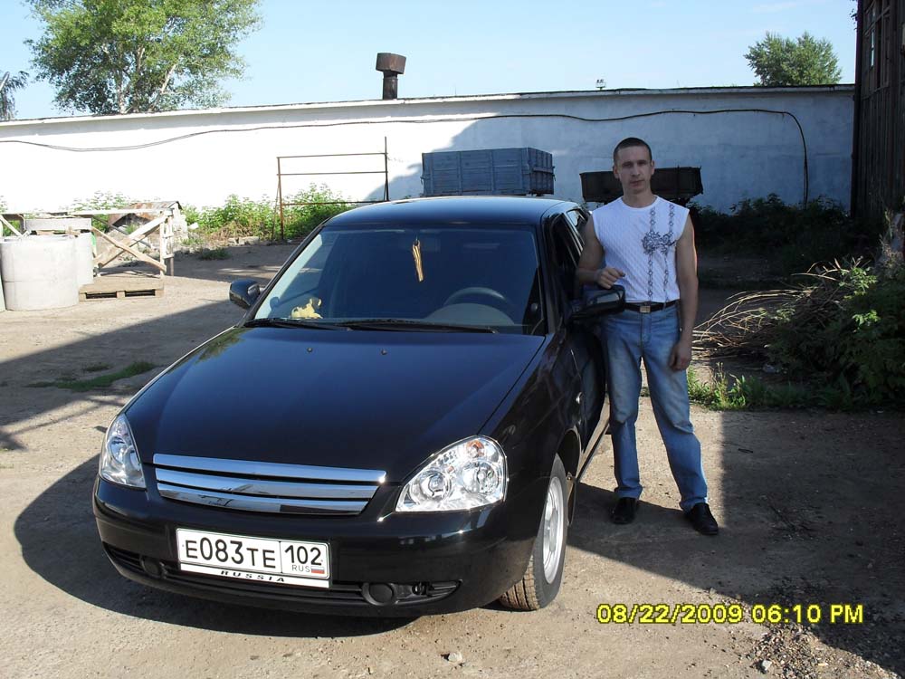 я справа