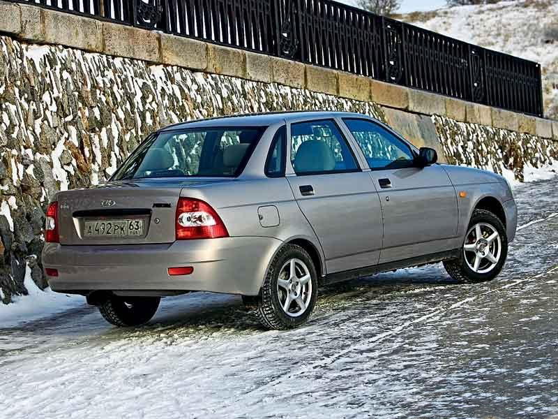 Lada Priora245