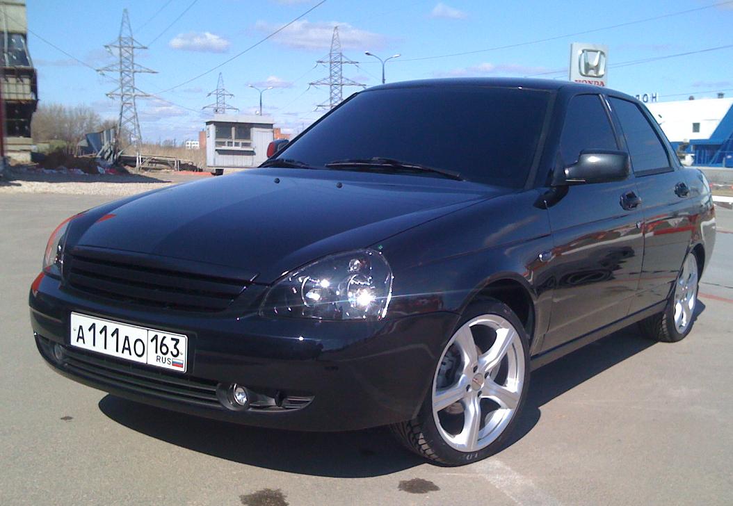 R17 Black
